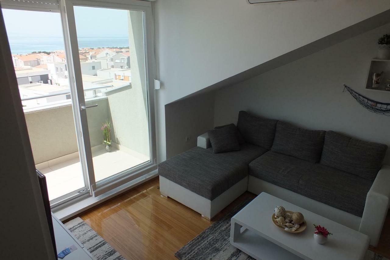 Apartment Silvija Novalja Exterior photo